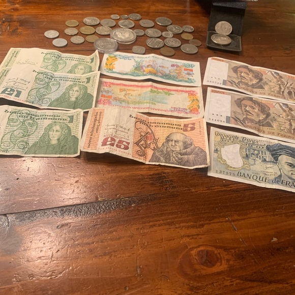 Other - WOW 🔥Real rare silver for collector 💵💶💸💰